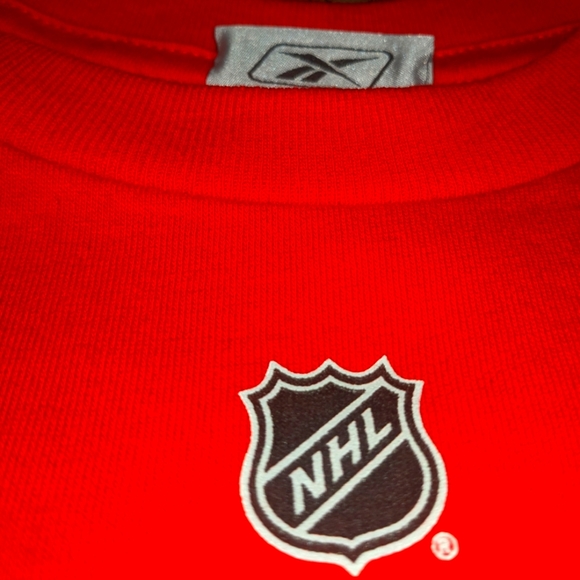 Calgary Flames Reebok NHL #12 Iginla T-shirt ♥️ 🖤 - Picture 3 of 4
